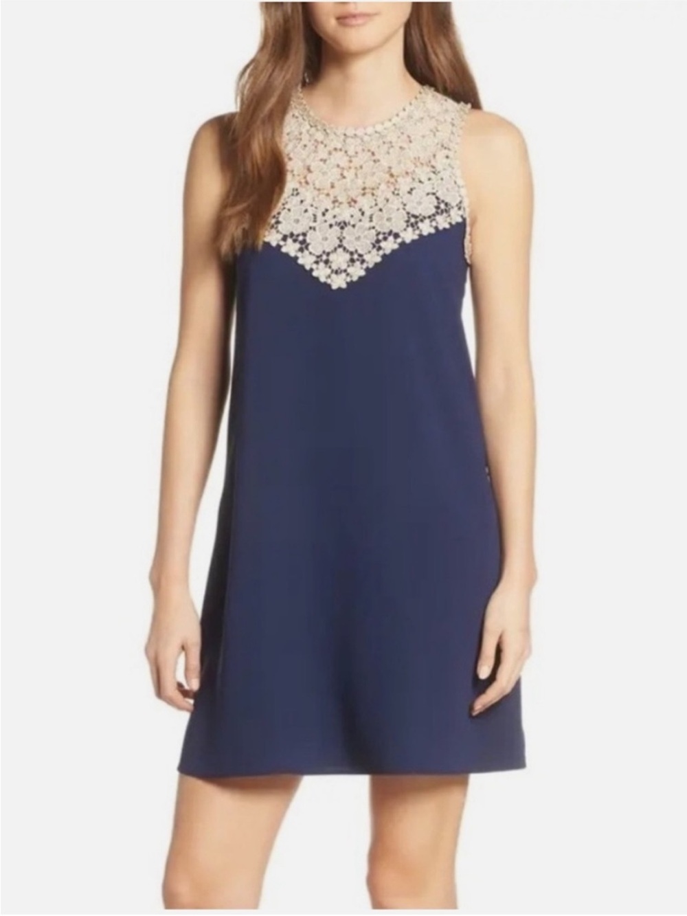 Lilly Pulitzer Nala Soft Shift Navy and Gold Lace Mini
Dress Size 6